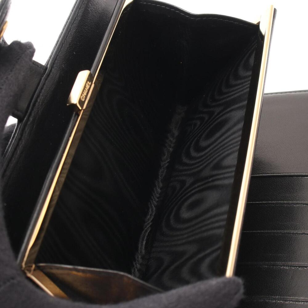 CHANEL Authentic Black Leather Logo Wallet - Picture 4 of 7